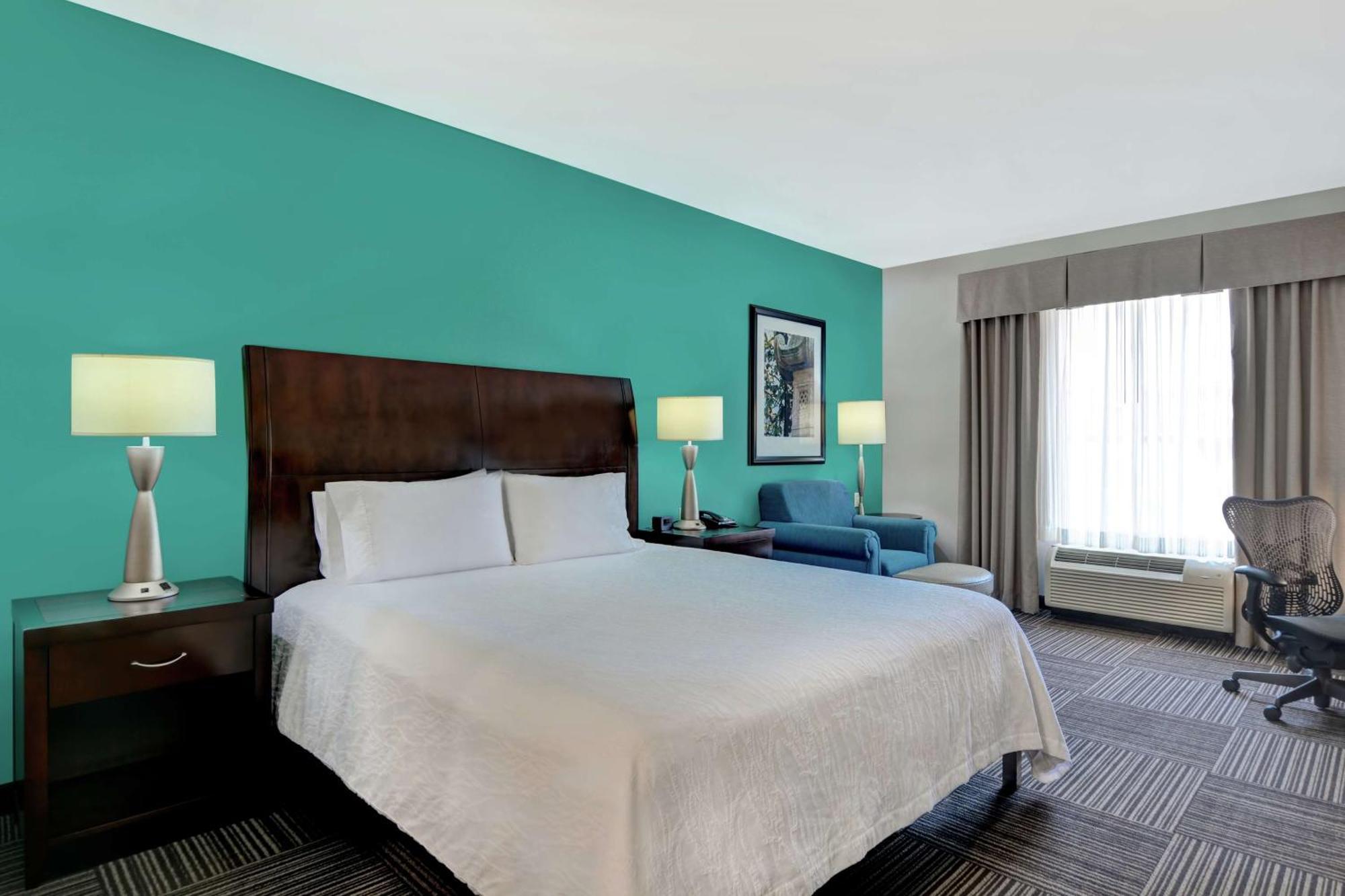 Hilton Garden Inn And Fayetteville Convention Center Экстерьер фото