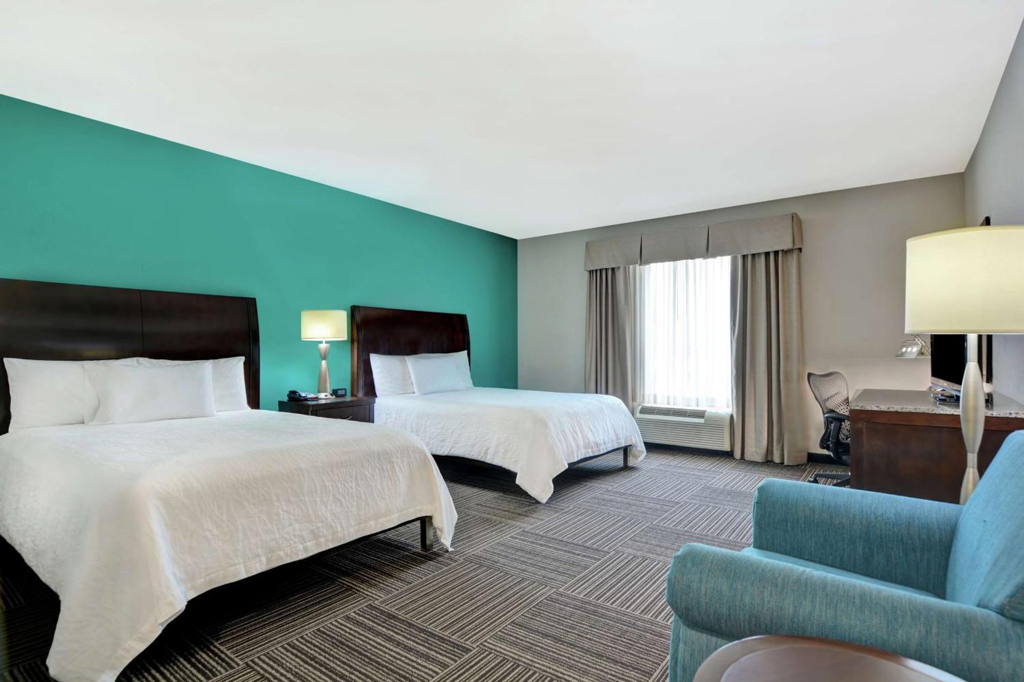 Hilton Garden Inn And Fayetteville Convention Center Экстерьер фото
