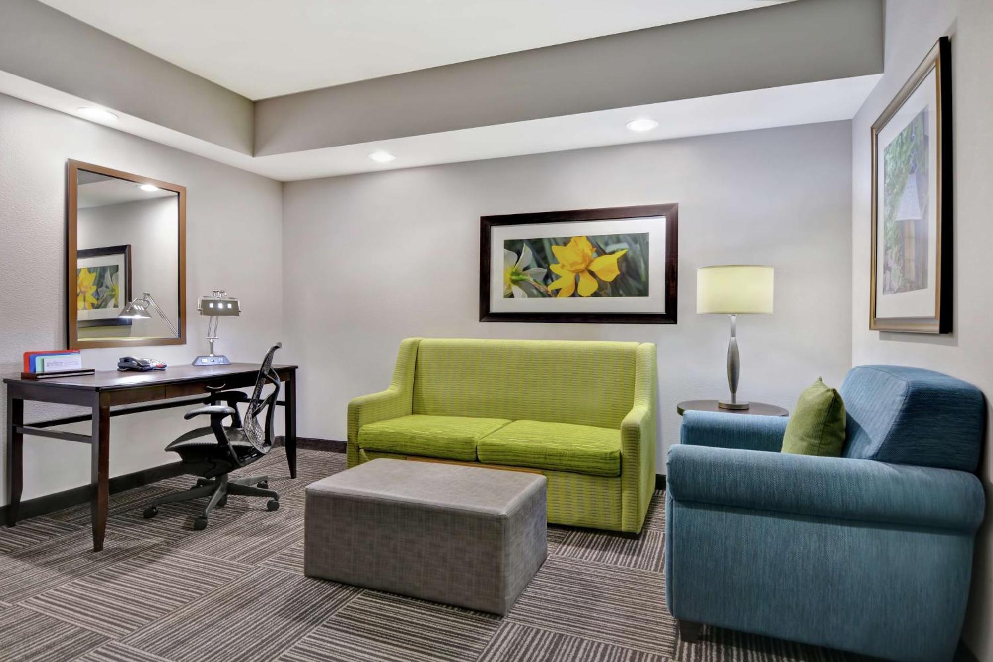 Hilton Garden Inn And Fayetteville Convention Center Экстерьер фото